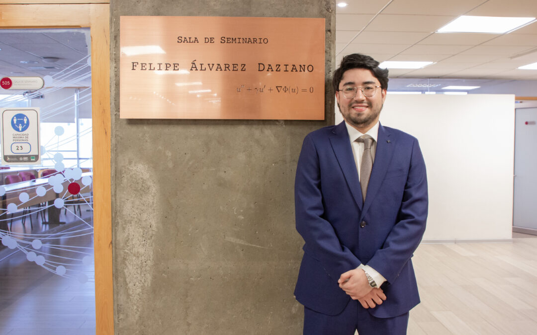Tesis explora modelo de cristales líquidos para orientar fibras cardiacas: Arturo Muñoz defiende con éxito su tesis de doble titulación